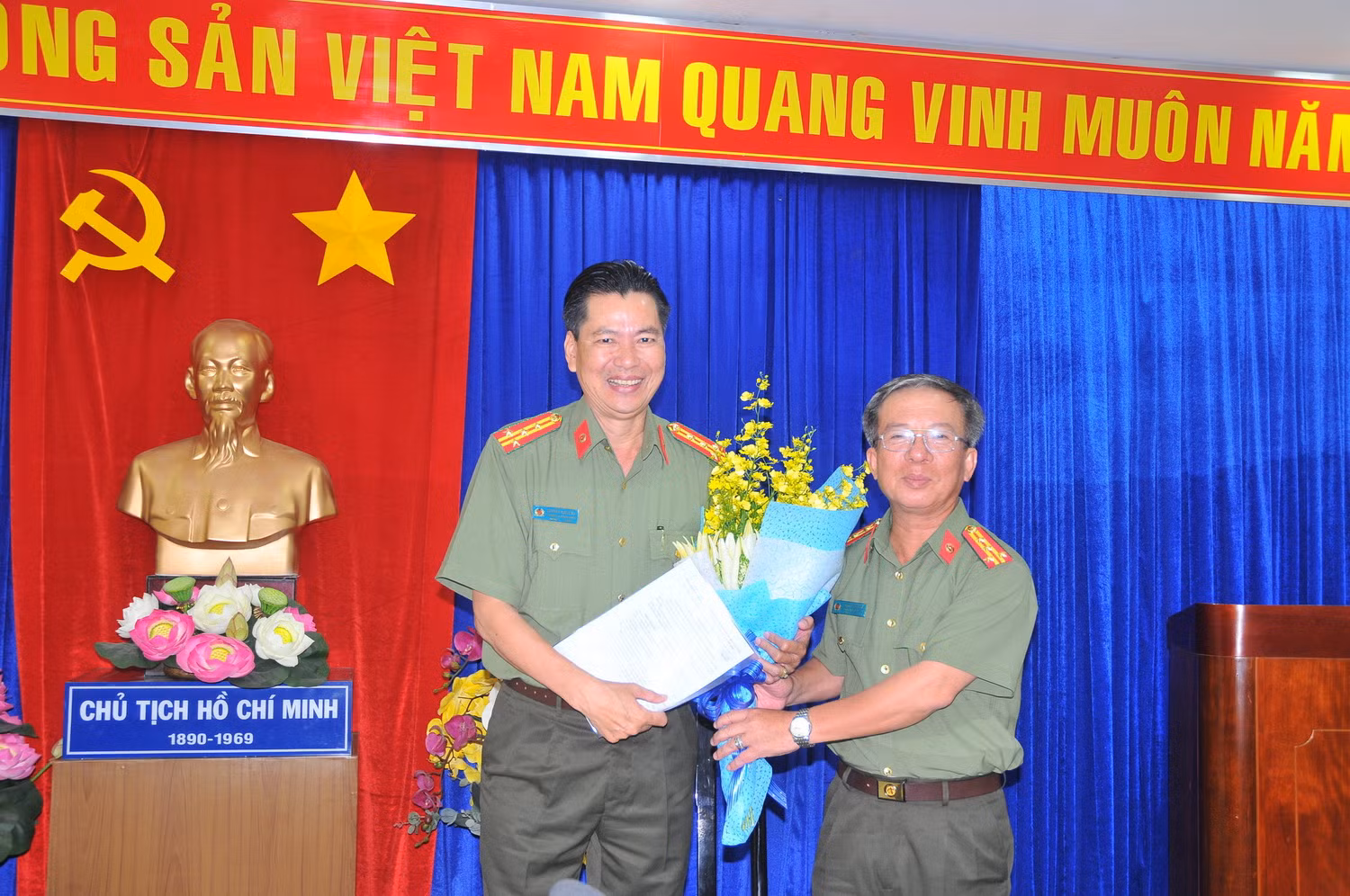 Thương nhớ nhà báo Xuân Xe – người anh một thời gắn bó với nhiều phóng viên -0