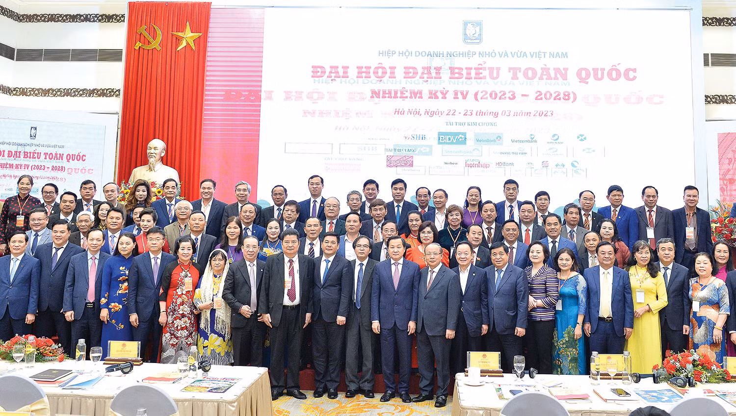 Chính phủ hỗ trợ, tạo môi trường thuận lợi cho cộng đồng doanh nghiệp -0
