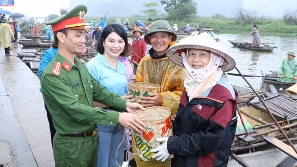 Chiến dịch “Tuần lễ du lịch xanh” gắn với giảm thiểu rác thải nhựa ở Ninh Bình
