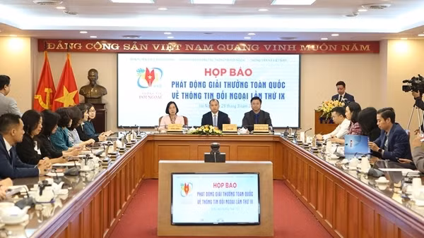 Phát động Giải thưởng toàn quốc về thông tin đối ngoại lần thứ IX