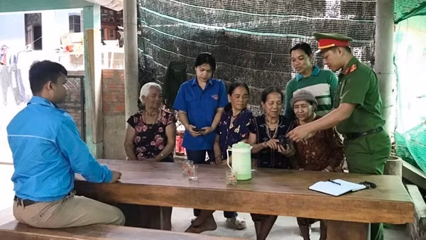 Lấy người dân và doanh nghiệp làm trung tâm khi triển khai Đề án 06