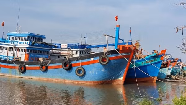 100% tàu cá tỉnh Sóc Trăng gắn thiết bị giám sát hành trình