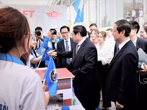 Thúc đẩy khát vọng khởi nghiệp, đổi mới sáng tạo của học sinh, sinh viên cả nước -0