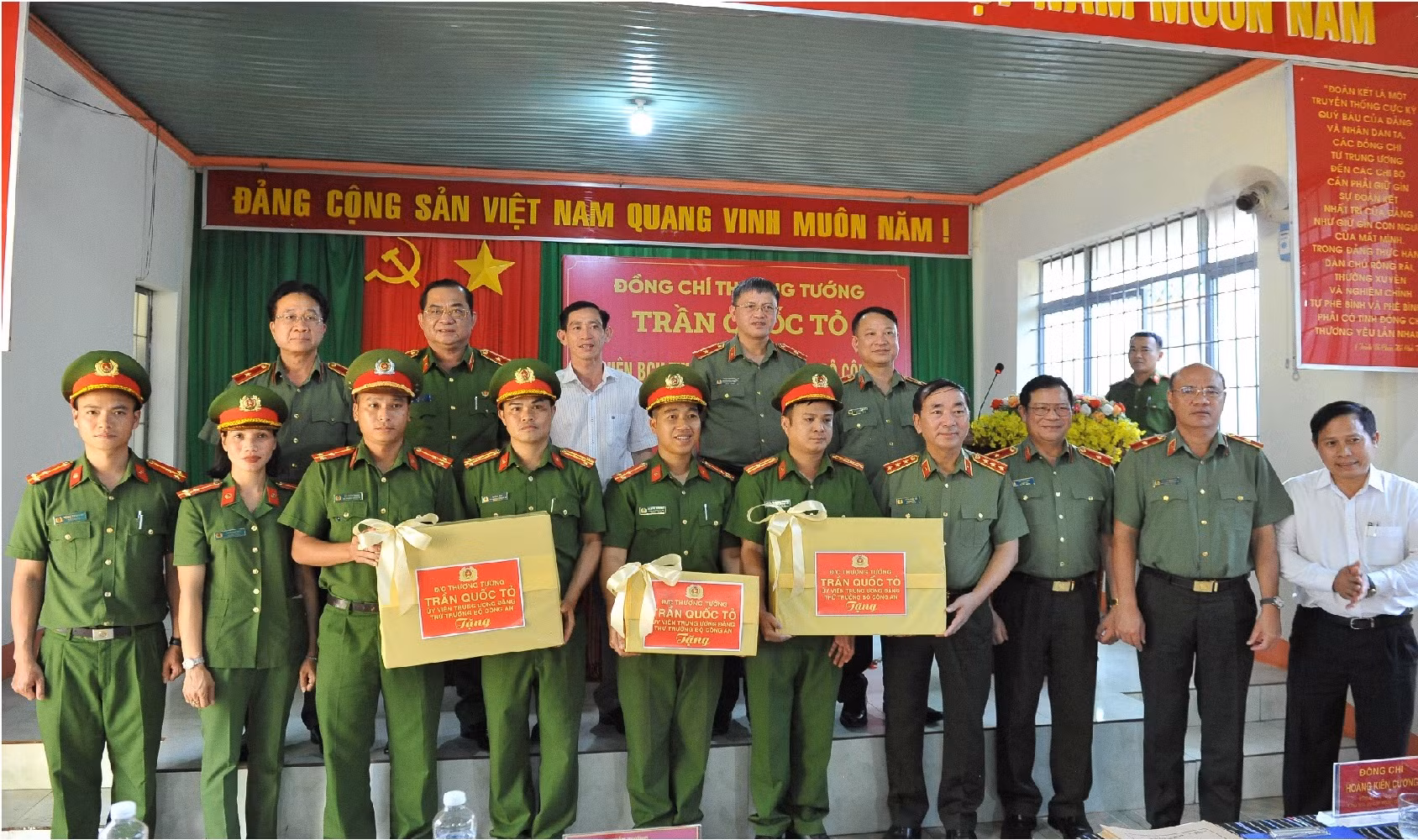 Thứ trưởng Trần Quốc Tỏ làm việc tại Công an tỉnh Gia Lai -0