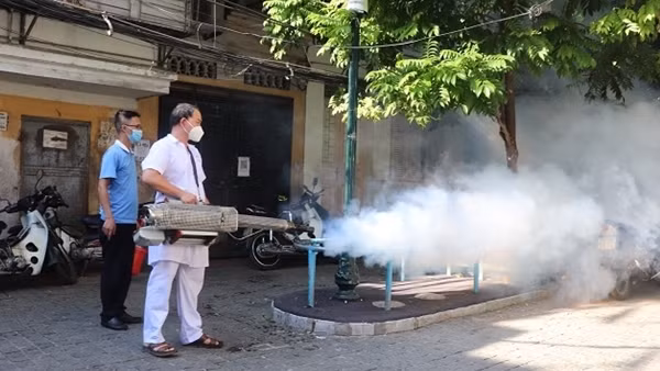 Hà Nội tăng gần 20 lần số ca mắc sốt xuất huyết so với năm ngoái