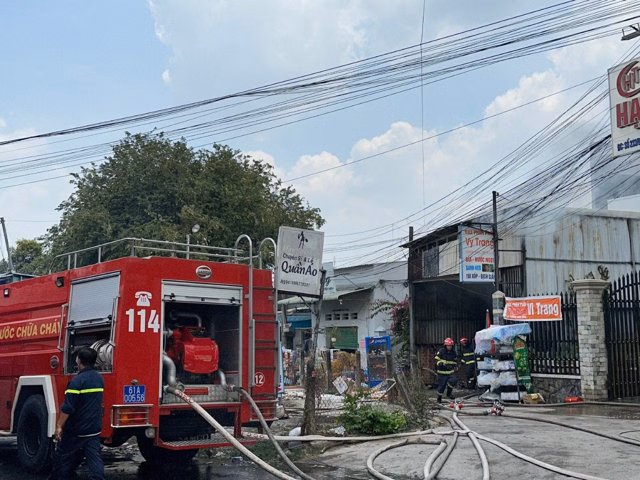 Bắt đối tượng nghi bị&nbsp;ngáo đá tấn công công an, đốt cháy tiệm tạp hóa -1