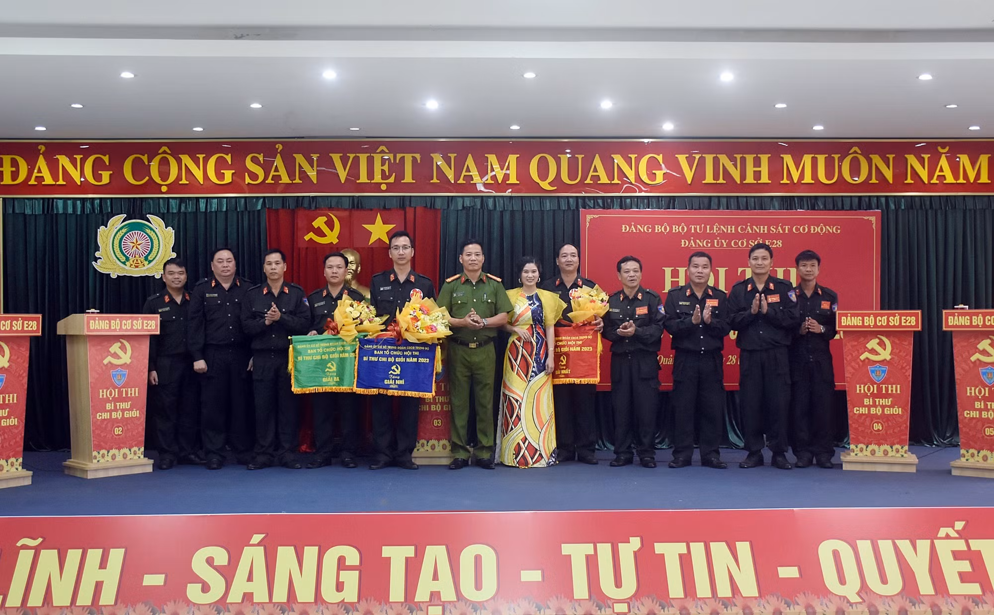 Sôi nổi hội thi Bí thư Chi bộ giỏi tại Trung đoàn Cảnh sát cơ động Trung Bộ -0