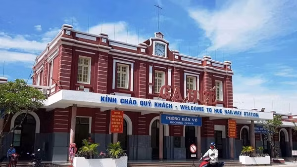 Đường sắt giảm 30% giá vé tàu cho sinh viên tham gia thi Olympic Toán học