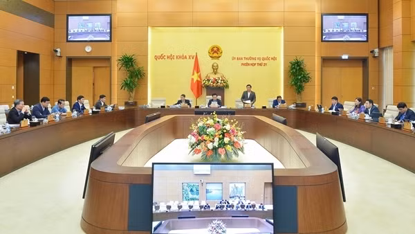 Không tái bổ nhiệm thẩm phán có tỷ lệ án huỷ, sửa cao
