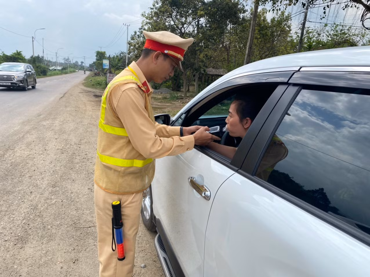 Phú Yên quyết liệt xử lý gần 1.000 người lái xe vi phạm nồng độ cồn -0