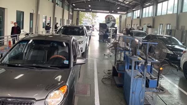 Nới chu kỳ kiểm định xe cá nhân, siết chặt xe kinh doanh vận tải
