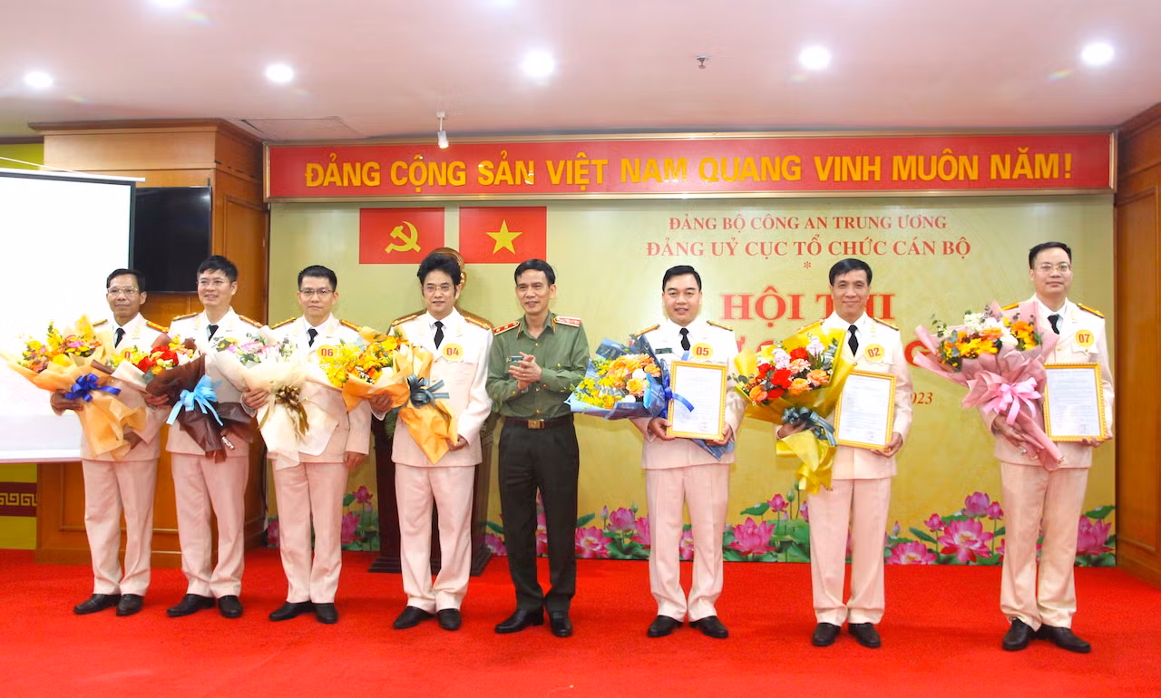 Trung tá Phạm Sơn Tùng đoạt giải A Hội thi Bí thư Chi bộ giỏi Cục Tổ chức cán bộ -0