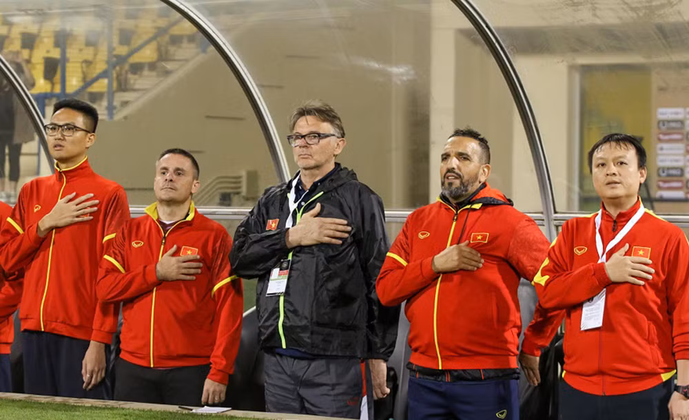 HLV Philippe Troussier và bài toán khó với U23 Việt Nam -0