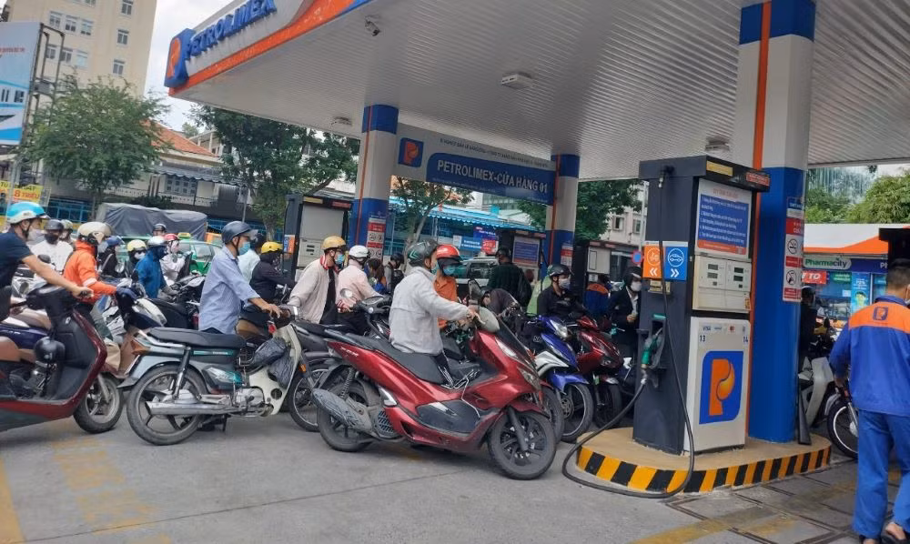 6 cửa hàng kinh doanh xăng dầu đang tạm ngưng hoạt động -0
