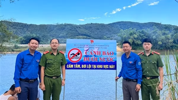 Chưa đến hè đã bất an vì đuối nước