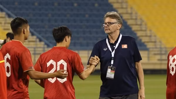 Sau 3 trận thua, HLV Philippe Troussier tin U23 Việt Nam vẫn đang đi đúng hướng