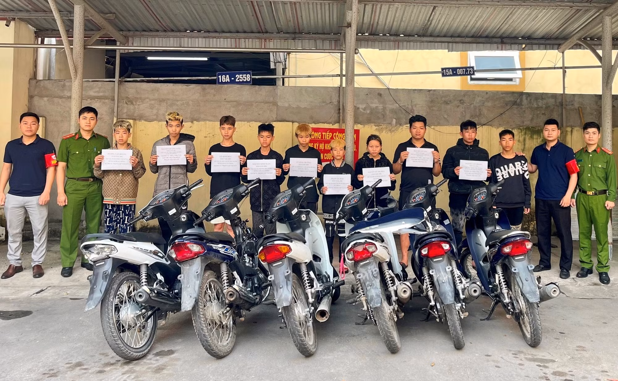Nhóm thanh niên choai Hải Phòng rủ nhau sống “bầy đàn” để đi trộm cắp -0