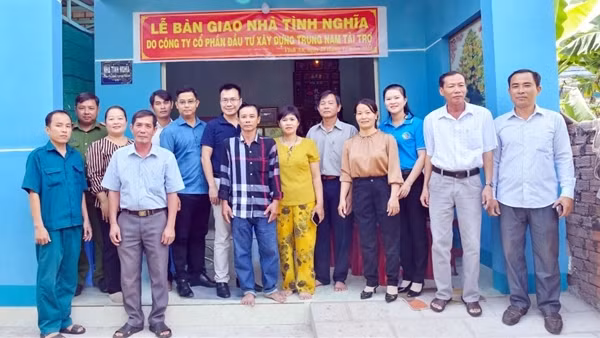 Báo CAND và Trung Nam Group bàn giao Nhà tình nghĩa tặng gia đình Mẹ Việt Nam Anh hùng