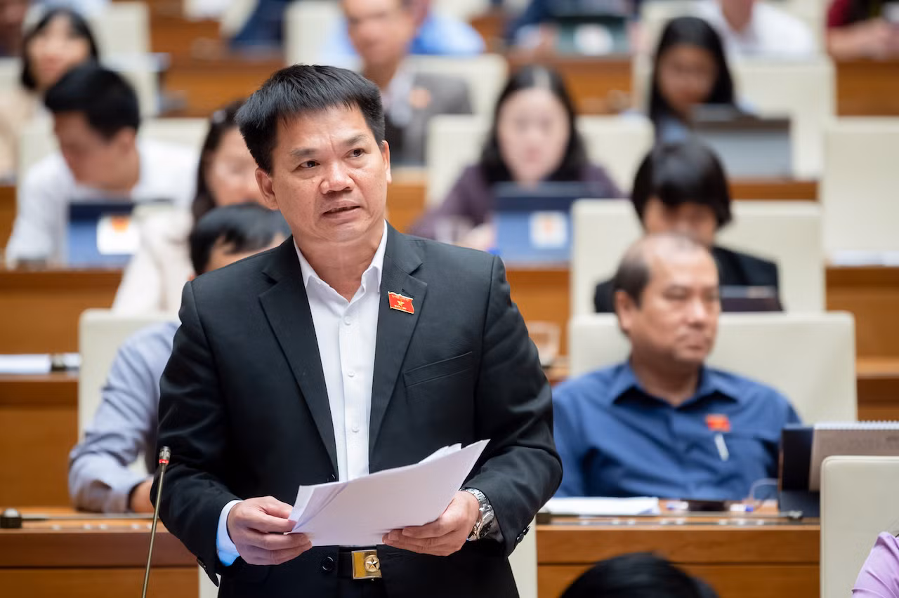 ĐBQH Dương Khắc Mai.