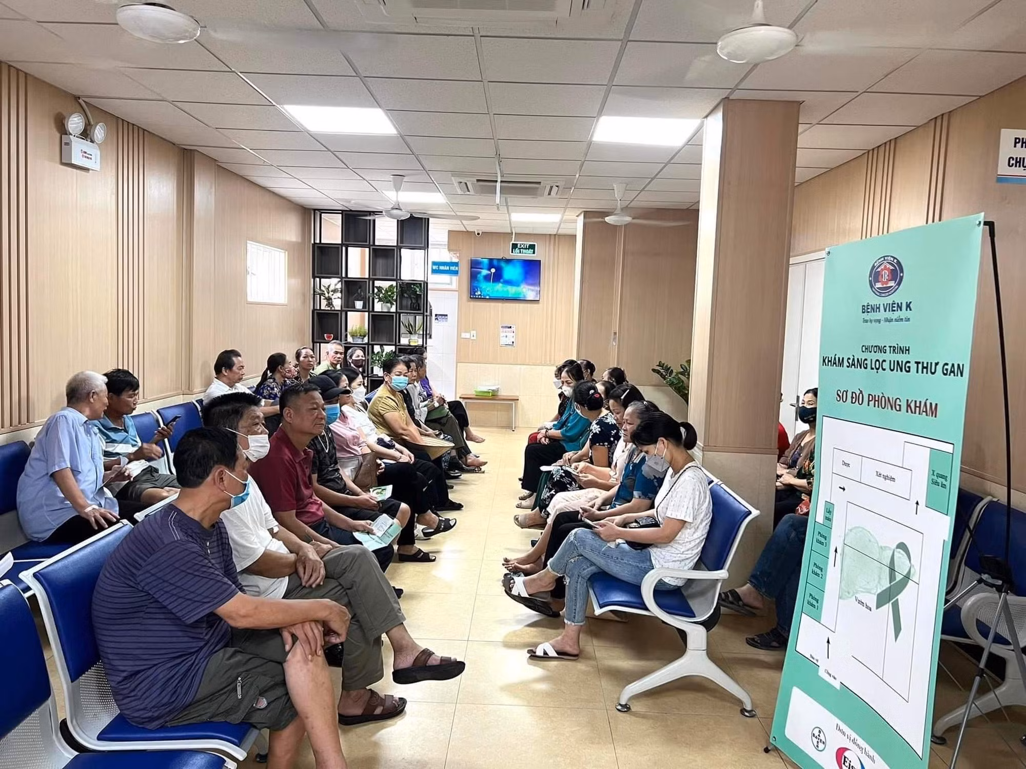 Loạn… tầm soát ung thư! -0