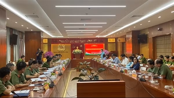 Triệt phá nhiều băng nhóm “núp bóng” các công ty tài chính cho vay lãi nặng