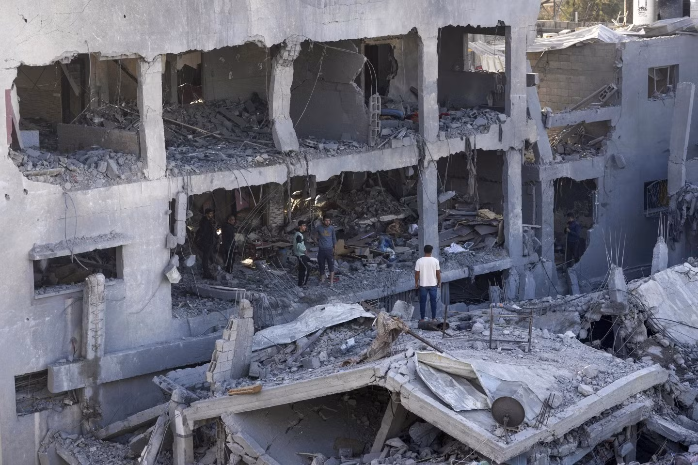 Israel vẫn tấn công Gaza bất chấp thỏa thuận ngừng bắn -0