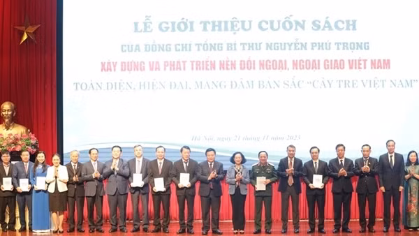 Ra mắt cuốn sách của Tổng Bí thư Nguyễn Phú Trọng về đường lối đối ngoại, ngoại giao Việt Nam