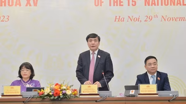 Cơ quan thẩm tra nhất trí cấm tuyệt đối nồng độ cồn đối với lái xe