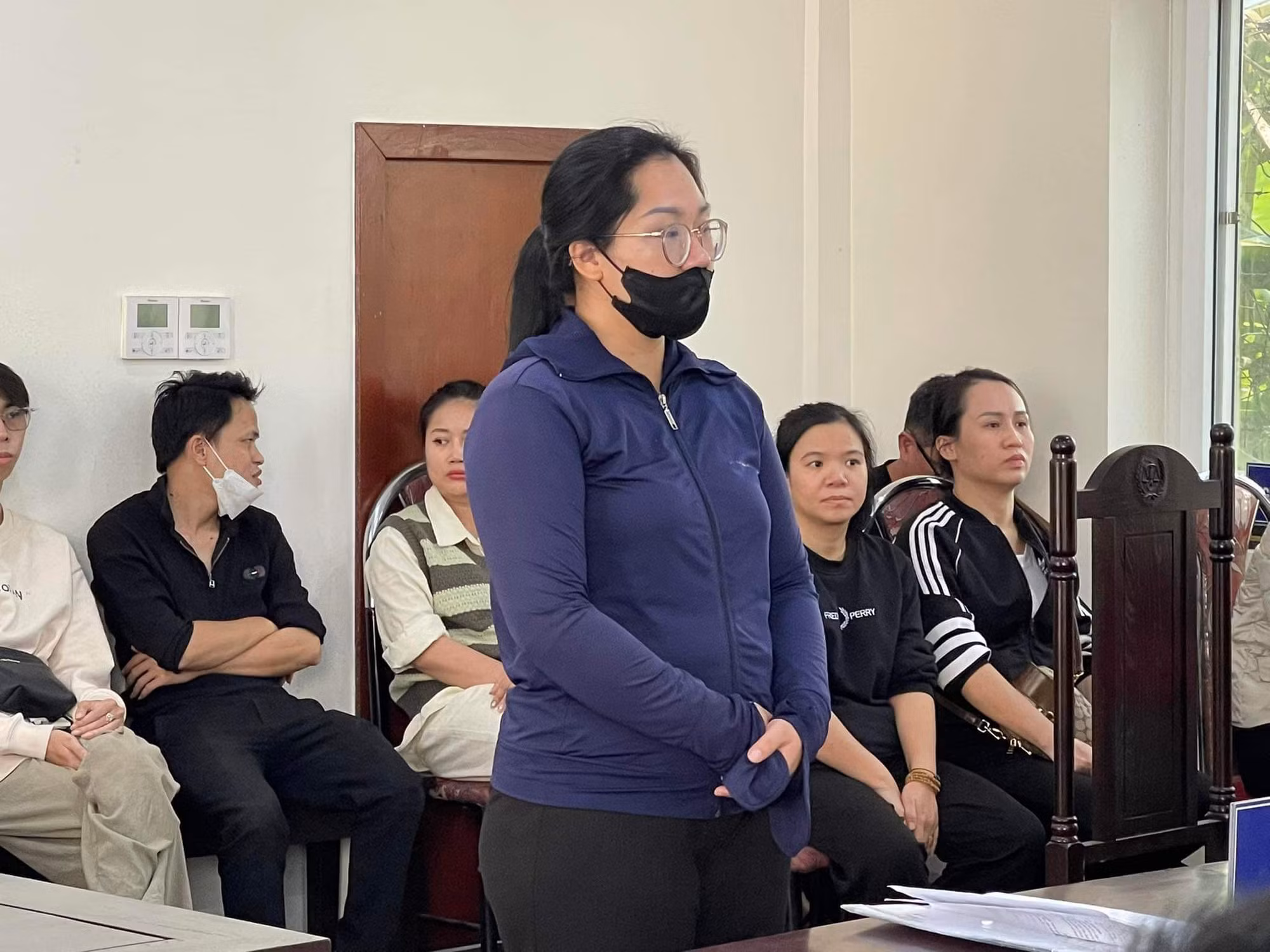 Nữ “bảo mẫu” gây tử vong cho trẻ bị tuyên phạt 15 tháng tù, bồi thường 154 triệu đồng -0