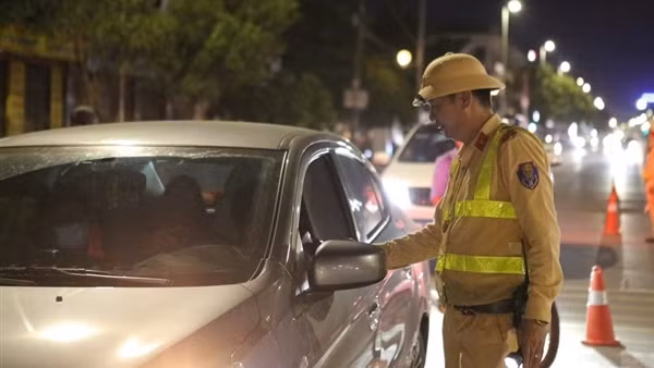Thông tin xe máy, ô tô cá nhân phải lắp thiết bị giám sát hành trình là không chính xác