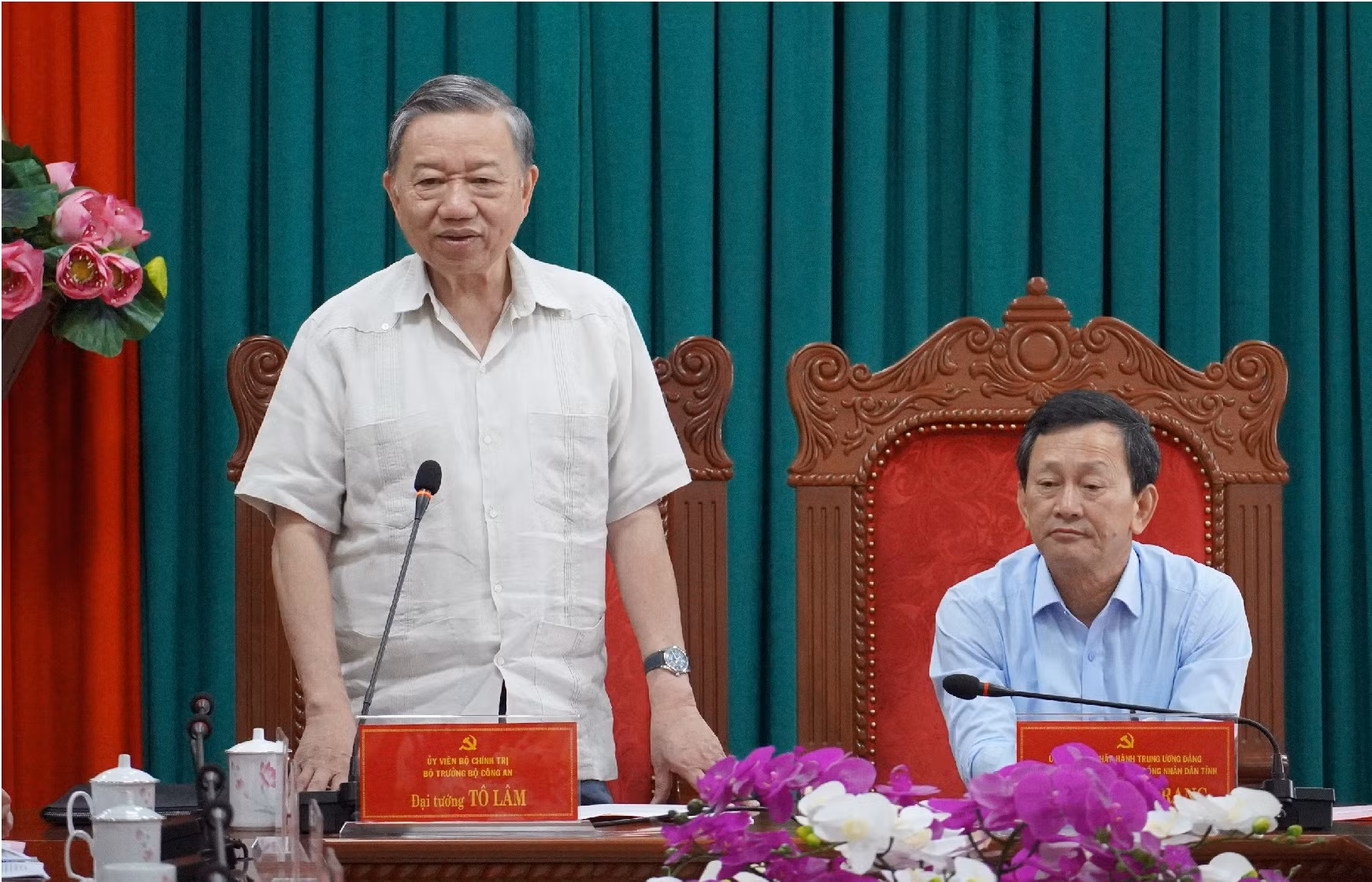 Tập trung dành nhiều thời gian vào việc giới thiệu văn hoá, đặc sắc vùng miền -0