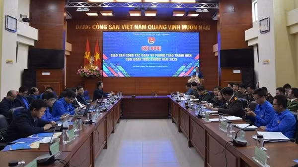 Tăng cường phối hợp, hướng công tác đoàn về cơ sở