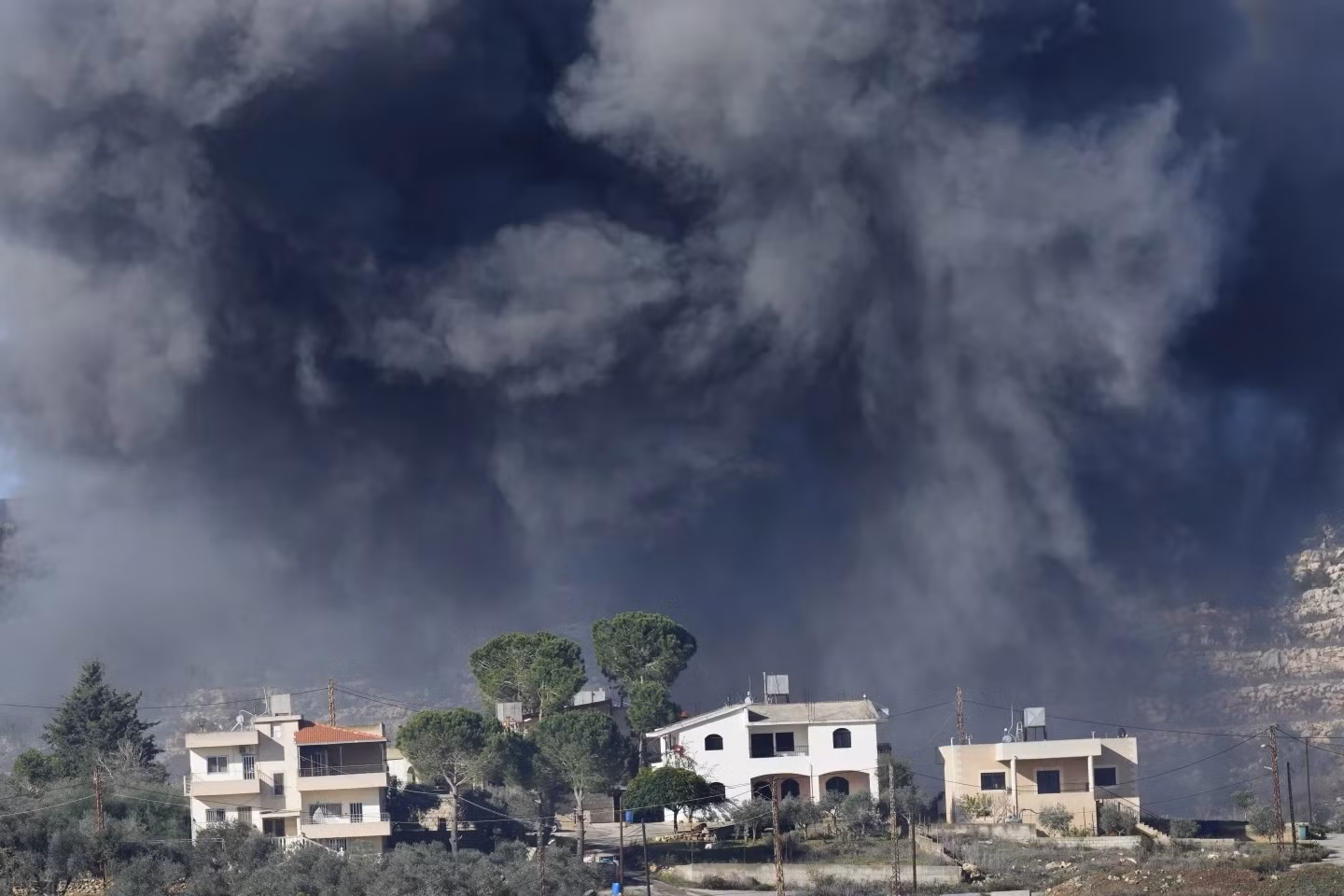 Israel thề không ngừng tấn công Gaza cho đến khi đạt mục đích -0
