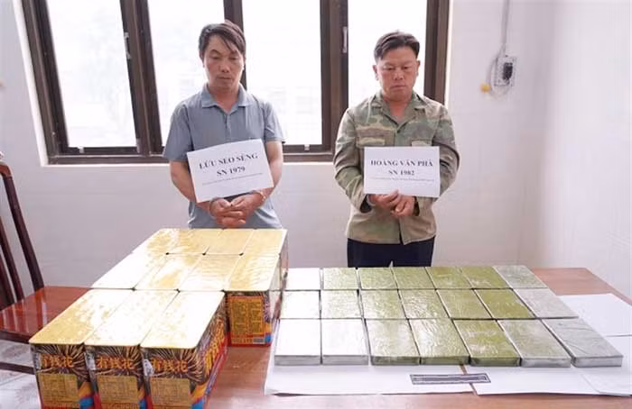 Nghe trinh sát kể chuyện săn “sói trắng” vùng biên -0