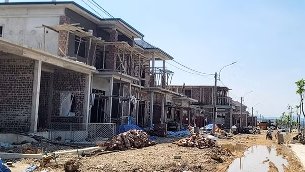 Nhiều khu tái định cư cao tốc Bắc - Nam ì ạch về đích