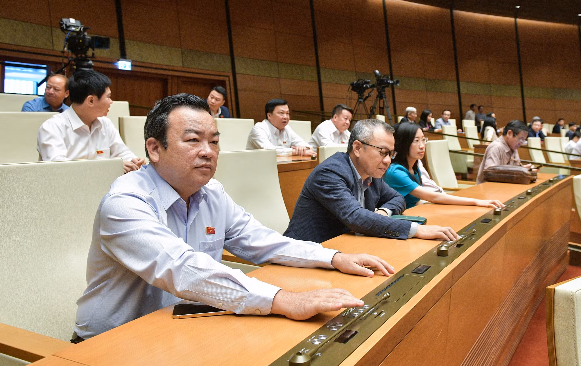 Quốc hội nhất trí lùi thời gian thông qua dự án Luật Đất đai (sửa đổi) sang kỳ họp gần nhất -0