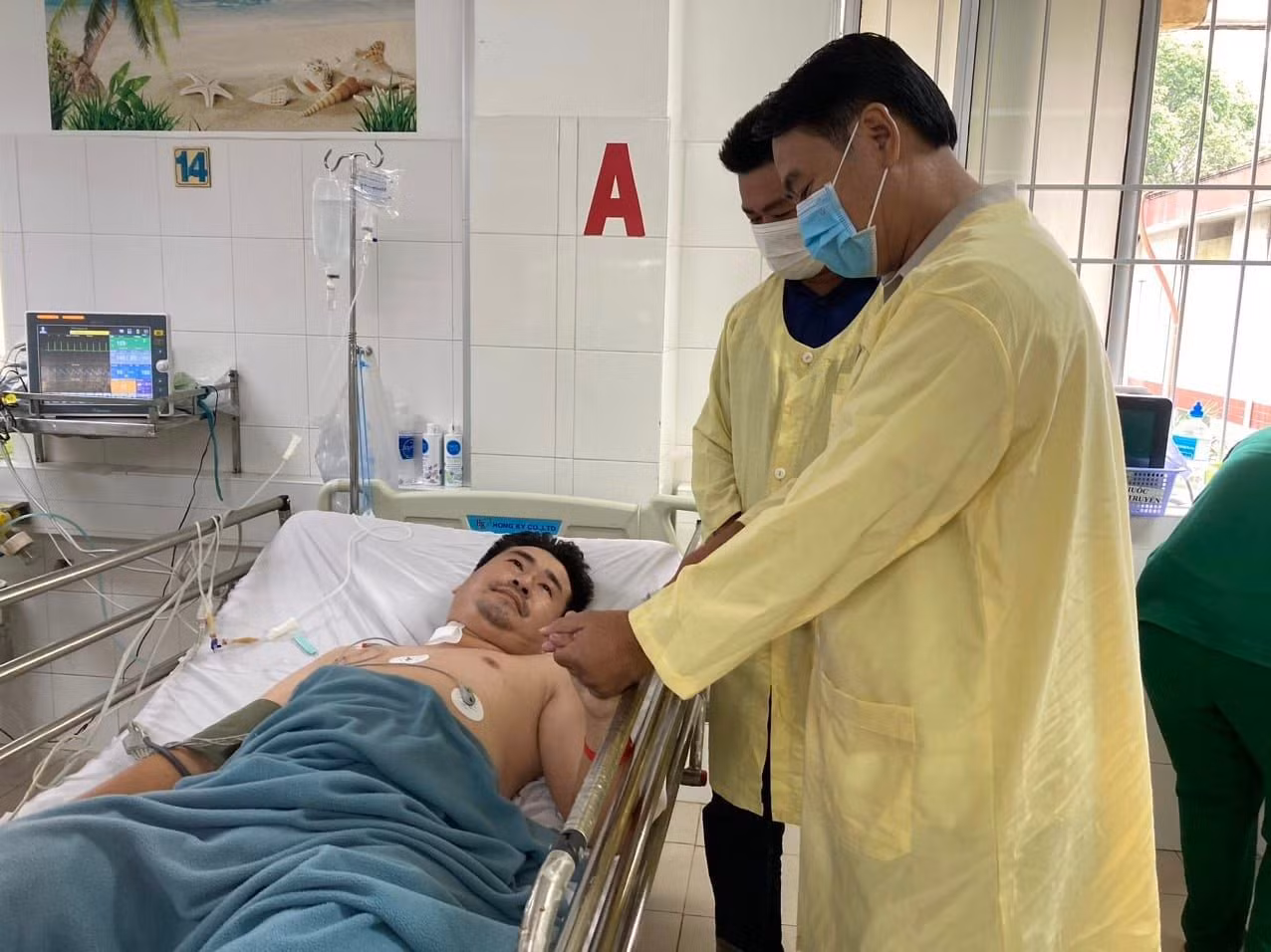 Thăm hỏi, trao thỗ trợ Đại úy Trần Hoàng Ngôi -0