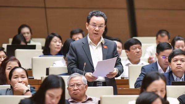 Dành ngân sách đầu tư dự án TOD thay vì xây những con đường "đắt nhất hành tinh"
