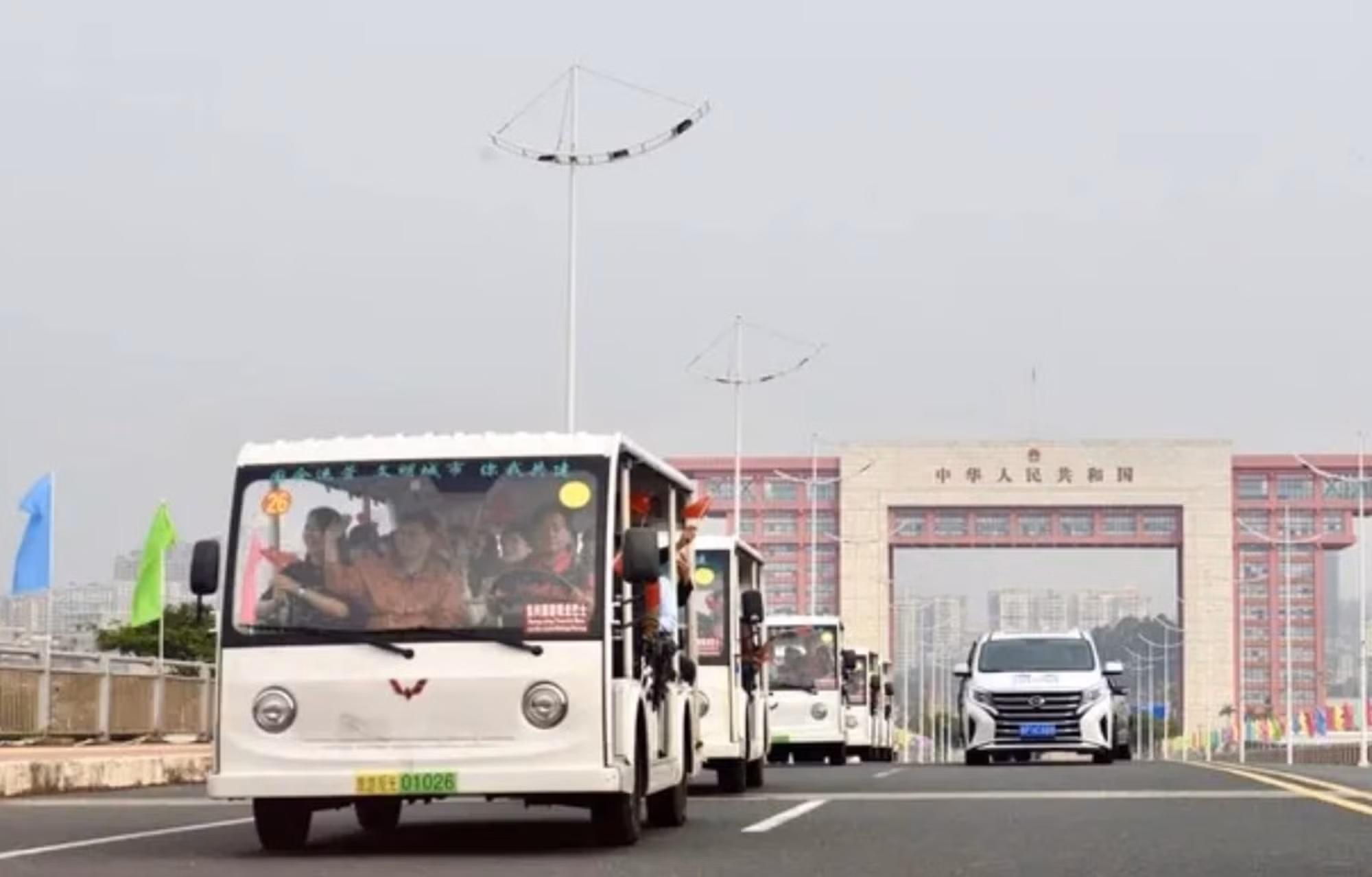 Khởi động xuất nhập cảnh Việt Nam – Trung Quốc qua cầu Bắc Luân 2 -0