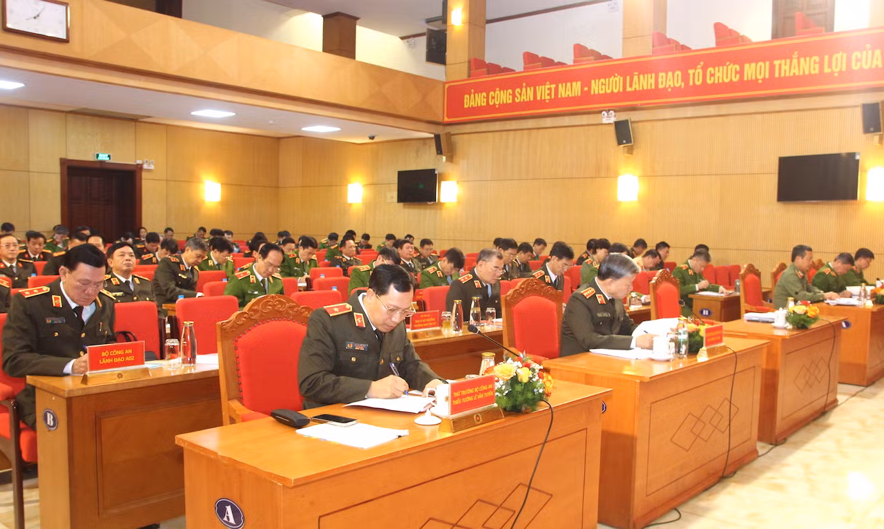 Hội nghị giao ban Bộ -0