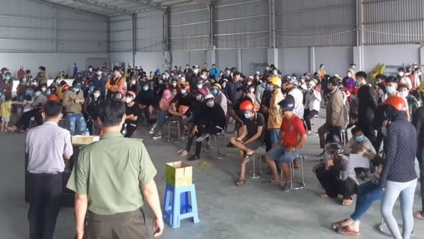 Long An bỏ toàn bộ các chốt kiểm soát dịch tại các cửa ngỏ giáp ranh ảnh 2