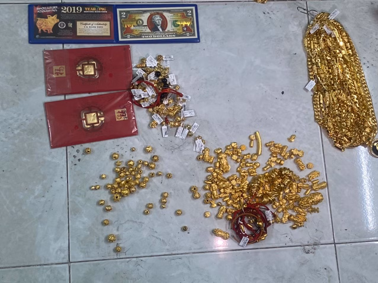 Siêu trộm khiến các tiệm vàng "bốc hơi" gần 20 tỷ đồng ảnh 3