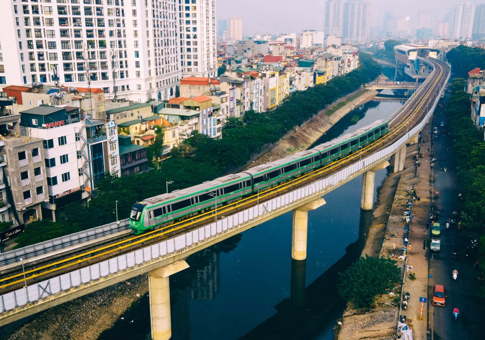 Ga Cát Linh-Hà Đông gặp sự cố kỹ thuật, tàu bất ngờ dừng trên đường -0