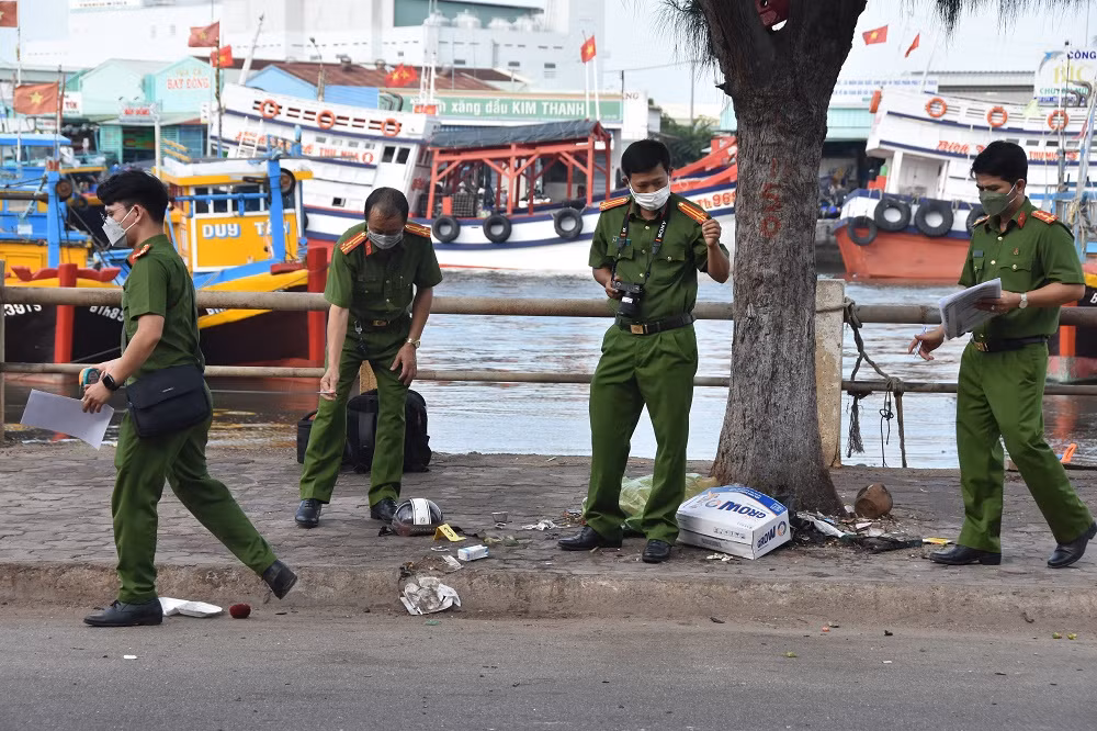 Hoãn phiên tòa xét xử tài xế bị kích động tông chết người tại Bình Thuận -0