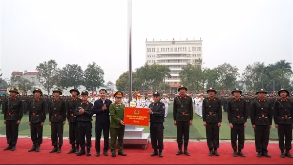 Huấn luyện chiến sĩ mới là nhiệm vụ trọng tâm, then chốt của công tác huấn luyện