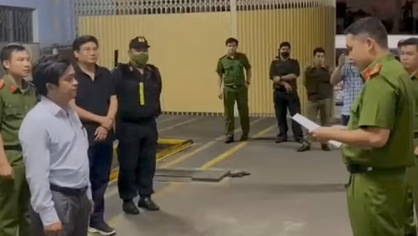 Bắt Giám đốc Trung tâm đăng kiểm xe cơ giới TP Đà Nẵng