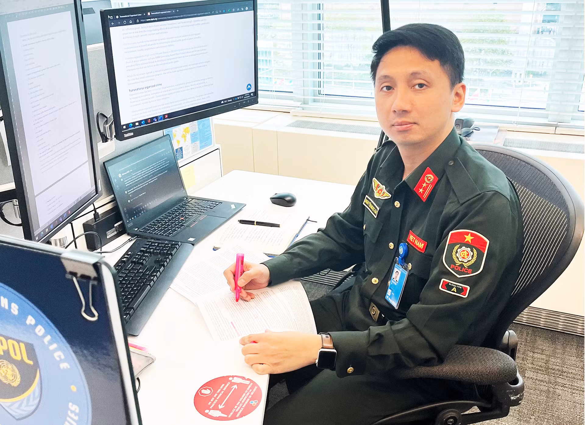 Sĩ quan CAND Việt Nam đầu tiên tại Trụ sở Liên hợp quốc: Khi truyền cảm hứng cũng là nhiệm vụ! -0