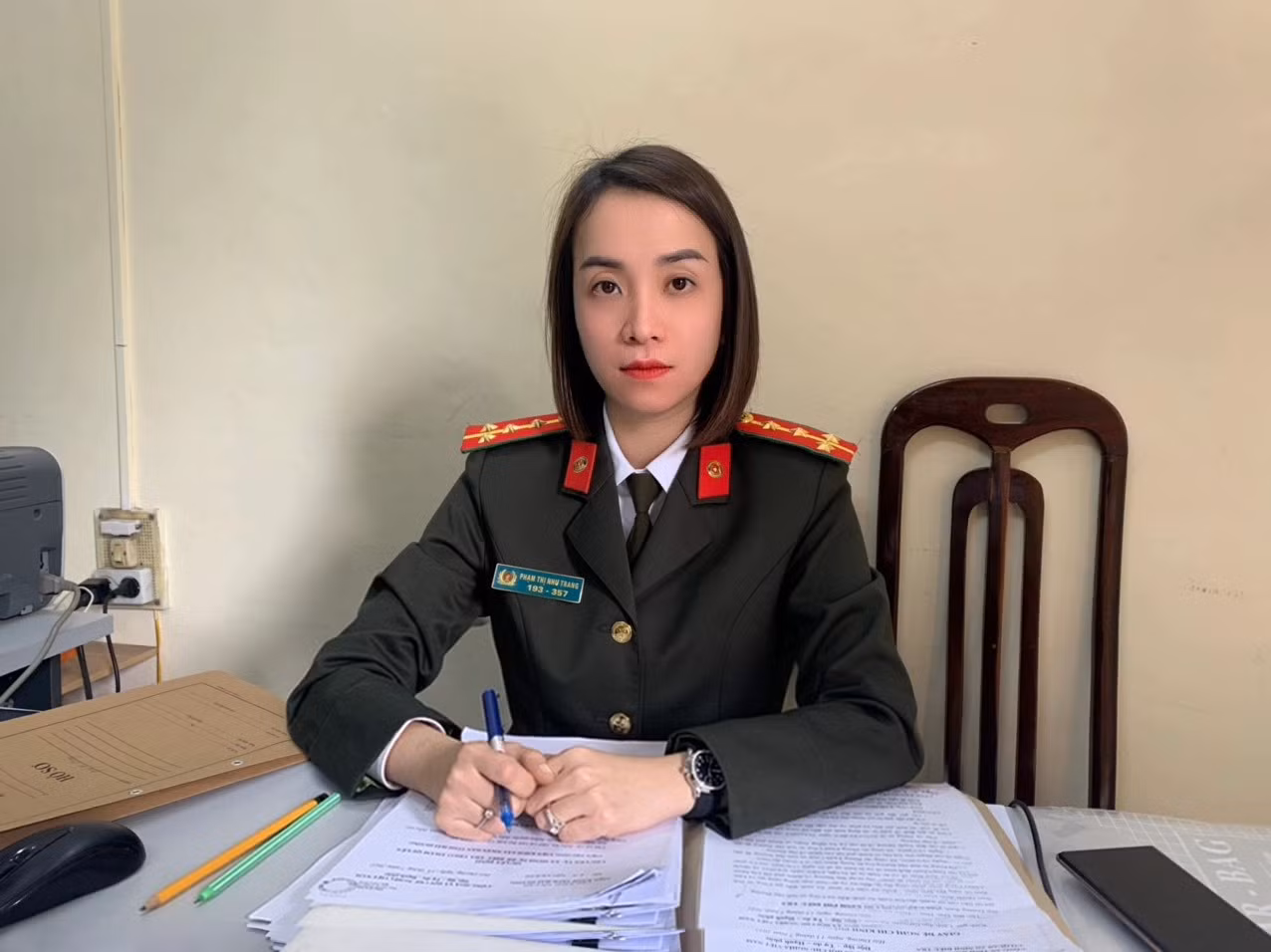 Nữ điều tra viên kể chuyện bắt giữ đối tượng truy nã -0