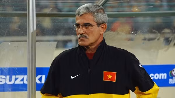 Dấu ấn của các huấn luyện viên ngoại ở V.League