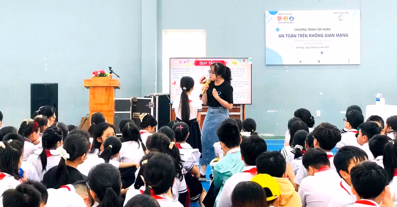 Học sinh Đà Nẵng được trang bị kiến thức “An toàn trên không gian mạng” -1